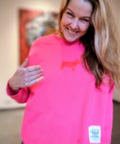 Pinkes Sweatshirt mit leuchtender roter Bulldogge dem Logo von Moselzeug