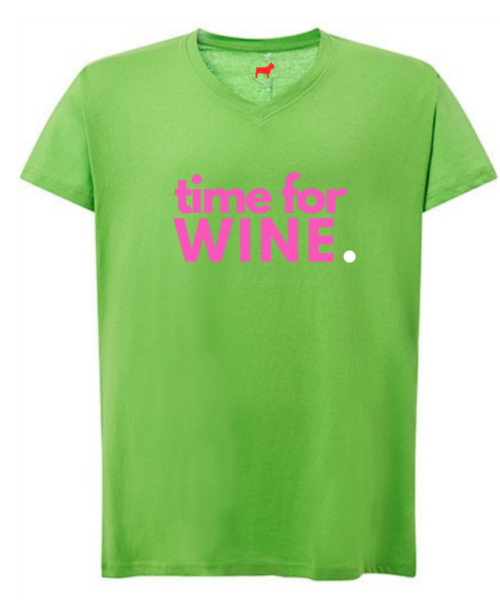 Leuchtend grünes T-Shirt mit Aufdruck Time for wine von Moselzeug.