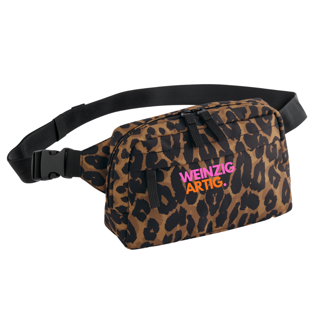 LEO Bauchtasche mit Statement nach Wahl | Moselzeug 1 Weinzigartig Bauchtasche von Moselzeug