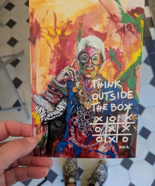 Iris Apfel Postkarte
