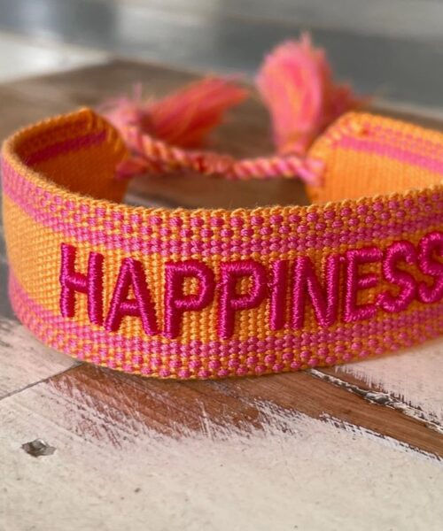 Armband orange mit Schrift in pink mit Aufschrift Happiness voon Moselzeug