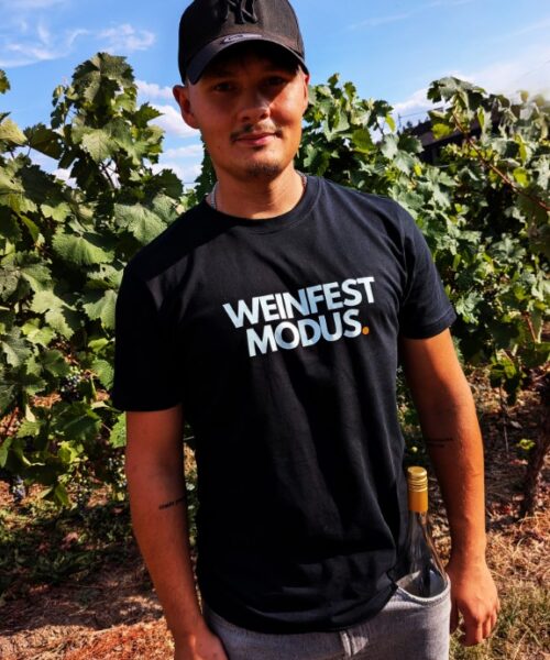 Moselzeug Shirt Weinfestmodus in schwarz